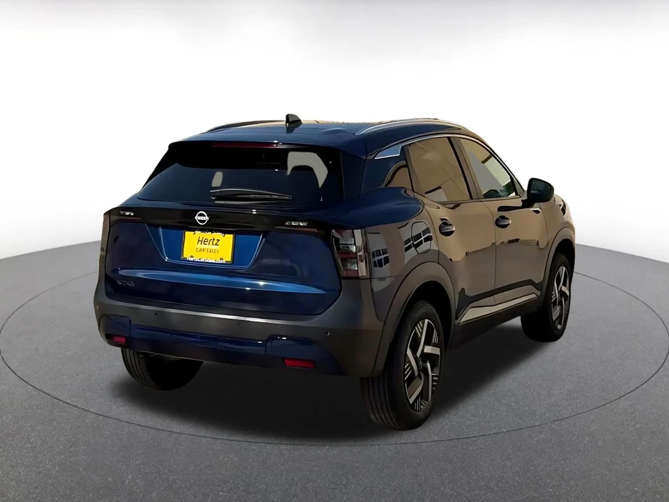 2026 Nissan Kicks - Image 16 of 31