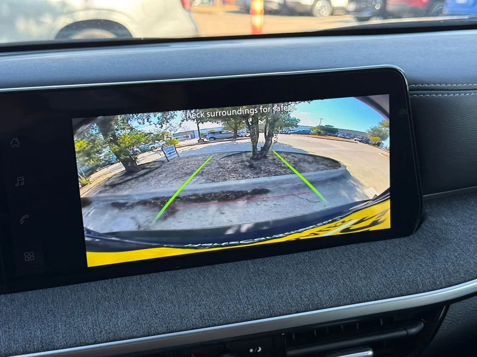 2026 Nissan Kicks - Image 26 of 31