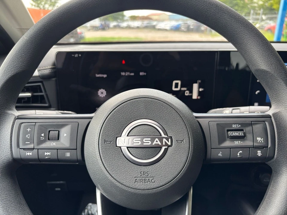 2026 Nissan Kicks - Image 29 of 31