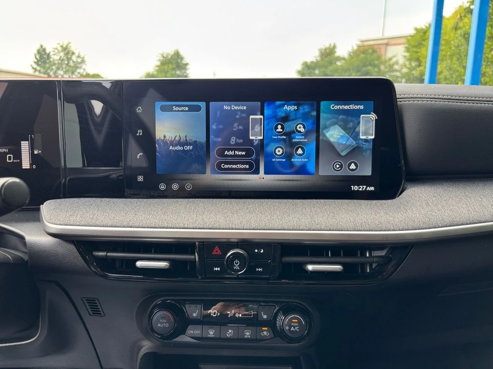 2026 Nissan Kicks - Image 19 of 31
