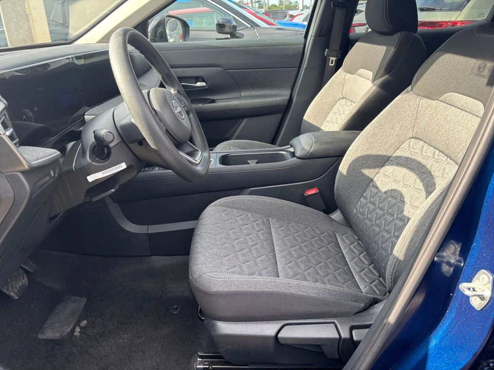 2026 Nissan Kicks - Image 27 of 31