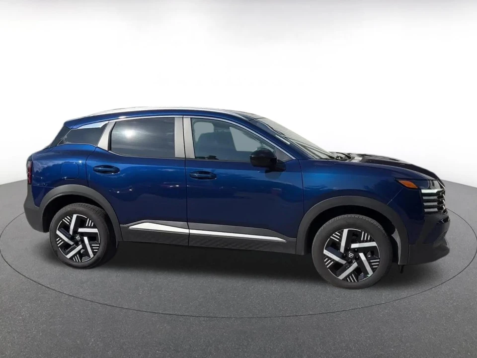2026 Nissan Kicks - Image 18 of 31
