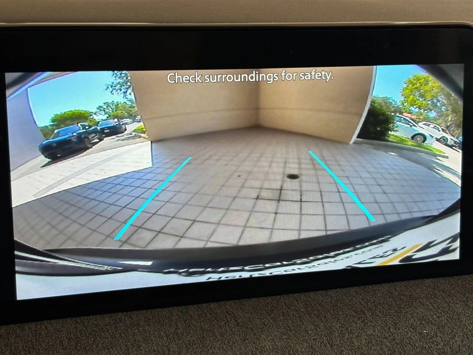 2026 Nissan Kicks - Image 23 of 31