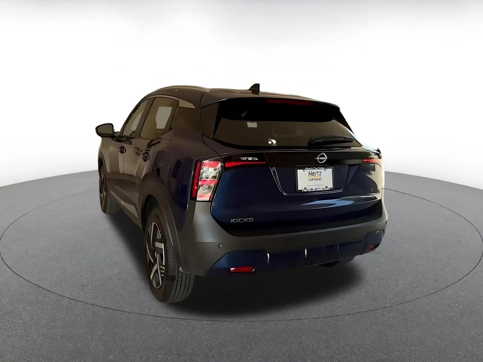 2026 Nissan Kicks - Image 12 of 31