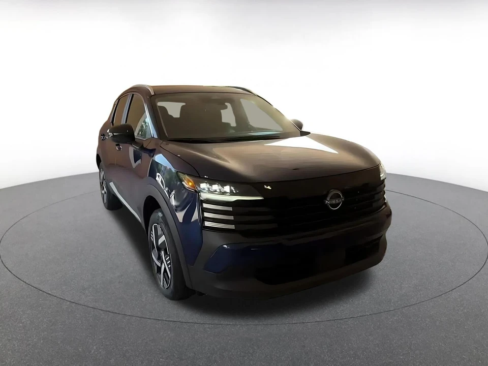 2026 Nissan Kicks - Image 3 of 31
