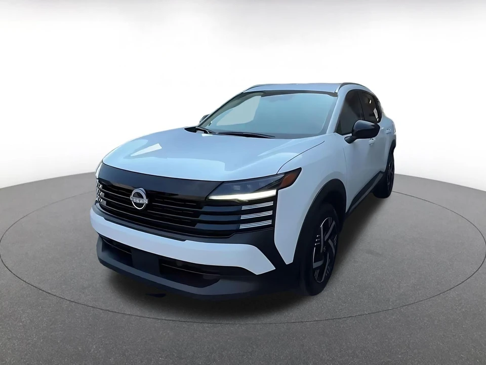 2026 Nissan Kicks - Image 7 of 31