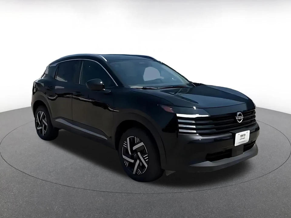 2026 Nissan Kicks - Image 2 of 31