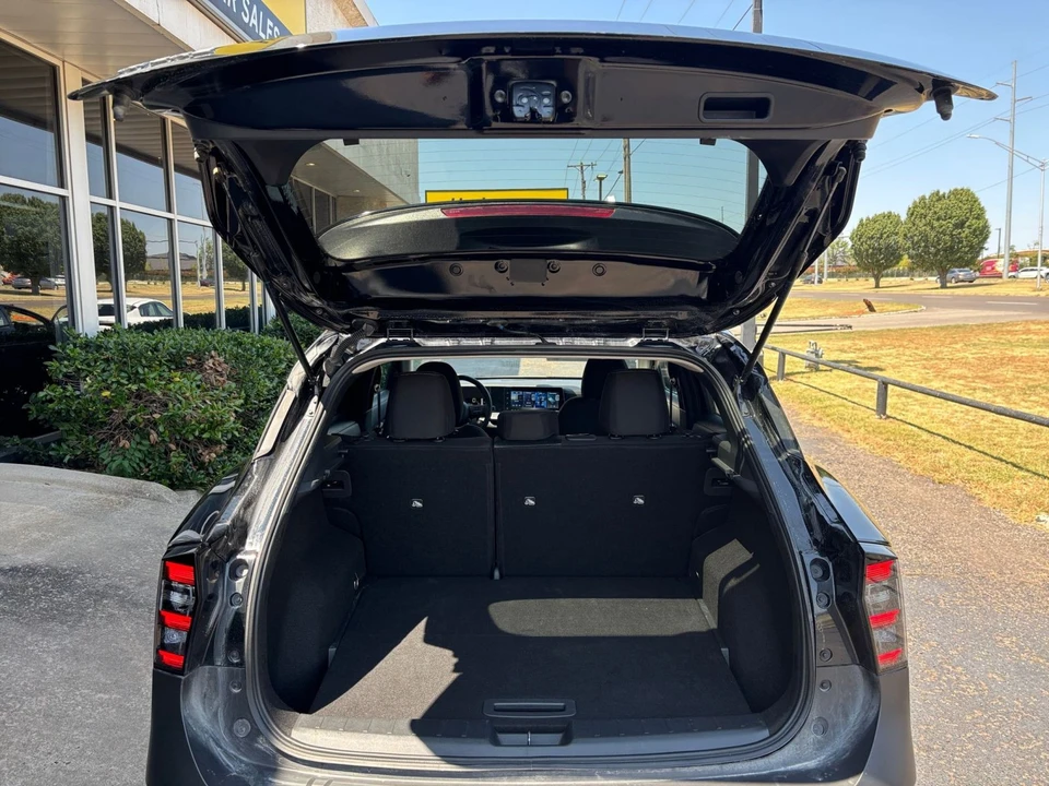 2026 Nissan Kicks - Image 31 of 31