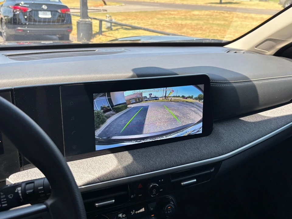 2026 Nissan Kicks - Image 23 of 31