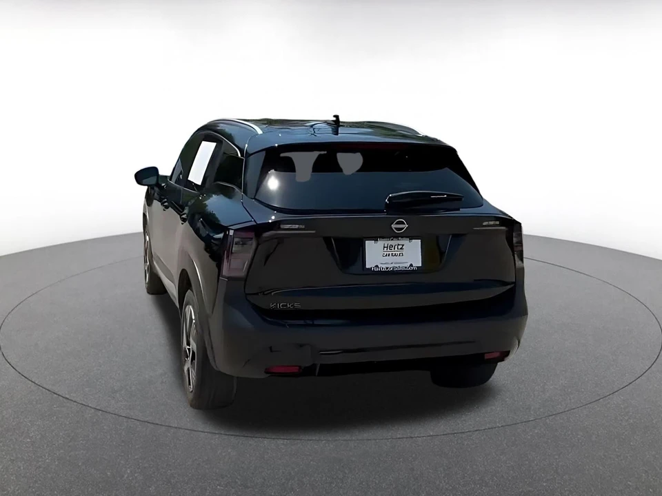 2026 Nissan Kicks - Image 14 of 31