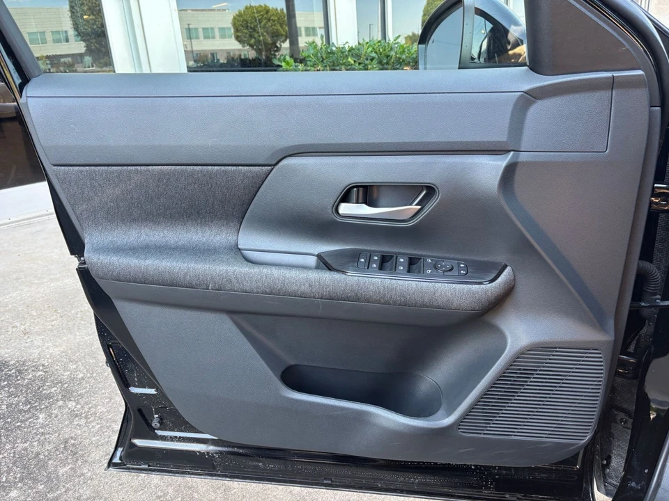 2026 Nissan Kicks - Image 20 of 31