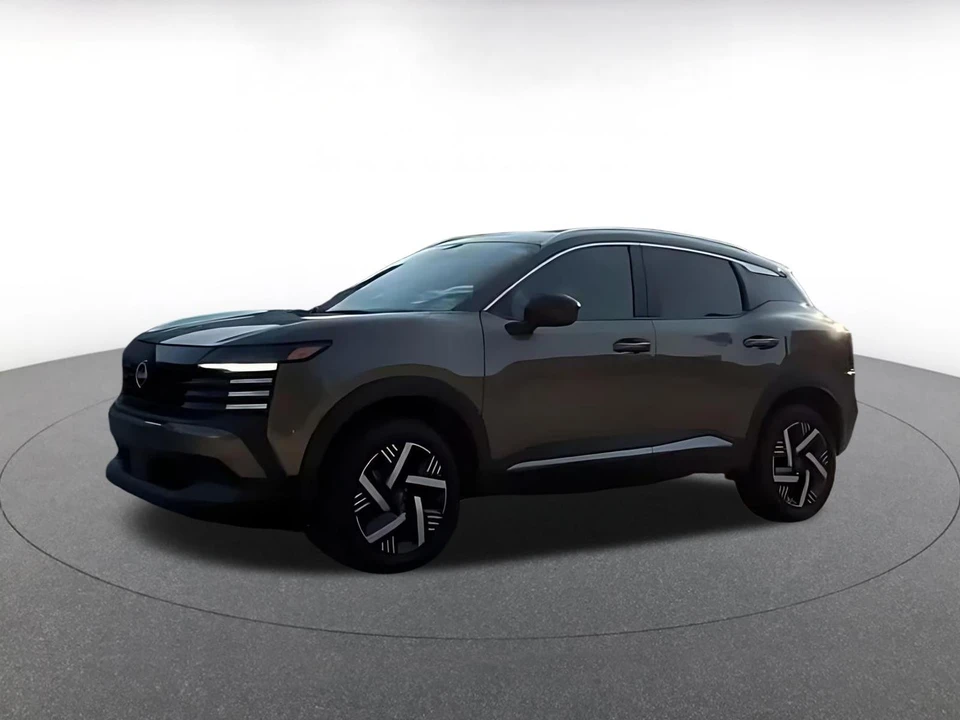 2026 Nissan Kicks - Image 8 of 31