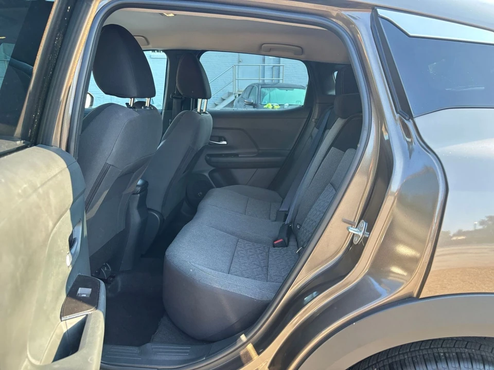 2026 Nissan Kicks - Image 26 of 31
