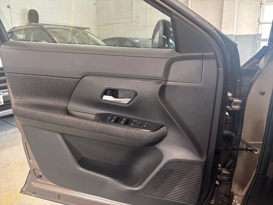 2026 Nissan Kicks - Image 20 of 31