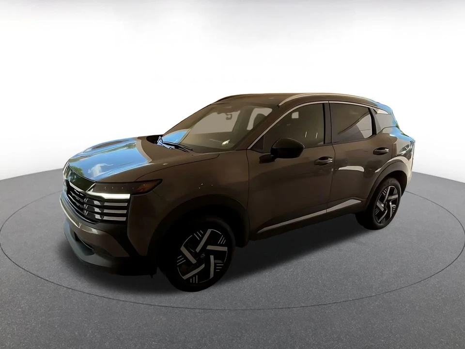 2026 Nissan Kicks - Image 8 of 31