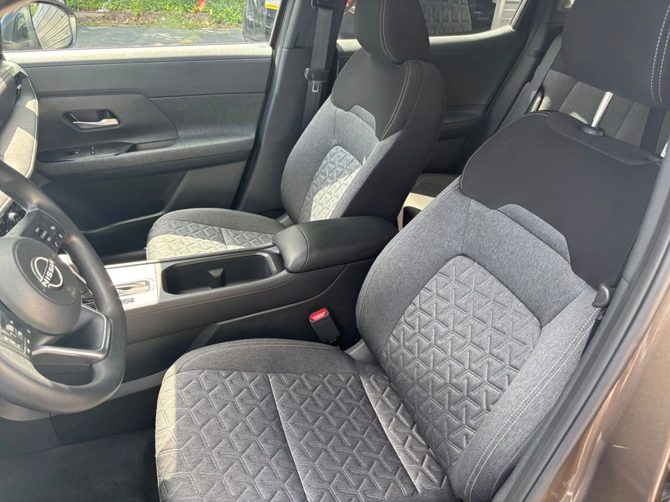 2026 Nissan Kicks - Image 24 of 31