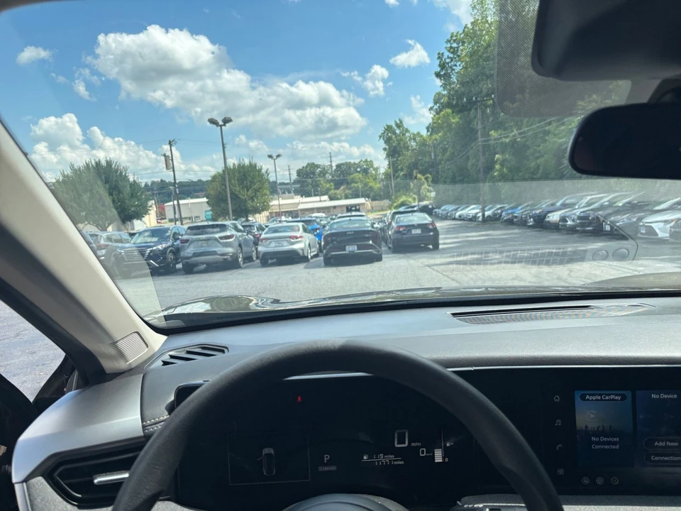 2026 Nissan Kicks - Image 31 of 31