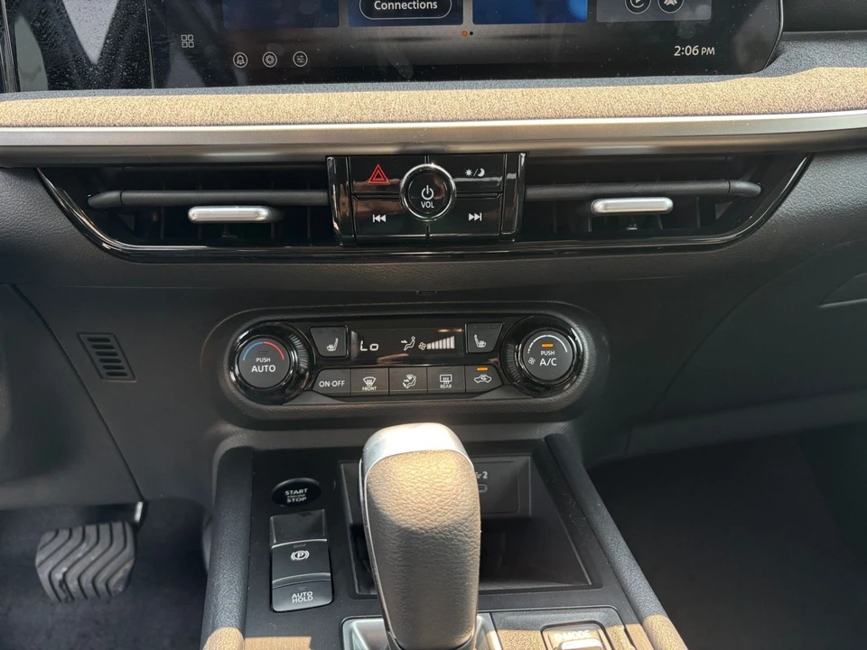 2026 Nissan Kicks - Image 19 of 31