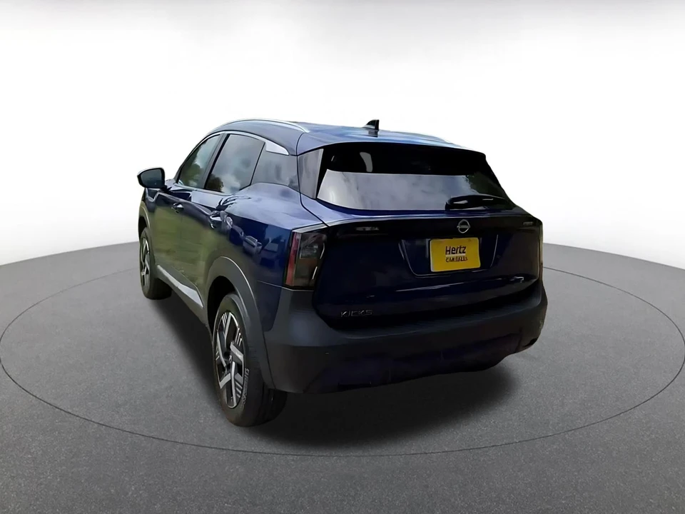 2026 Nissan Kicks - Image 12 of 31