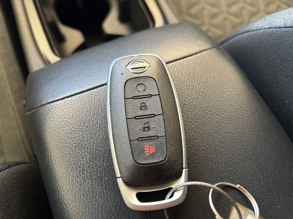 2026 Nissan Kicks - Image 22 of 31