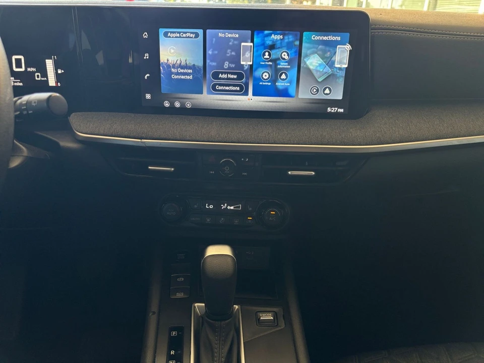 2026 Nissan Kicks - Image 21 of 31