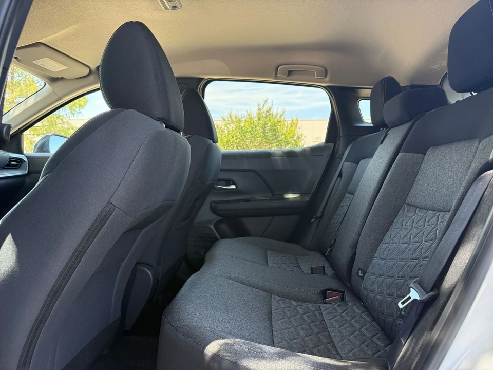 2026 Nissan Kicks - Image 27 of 31