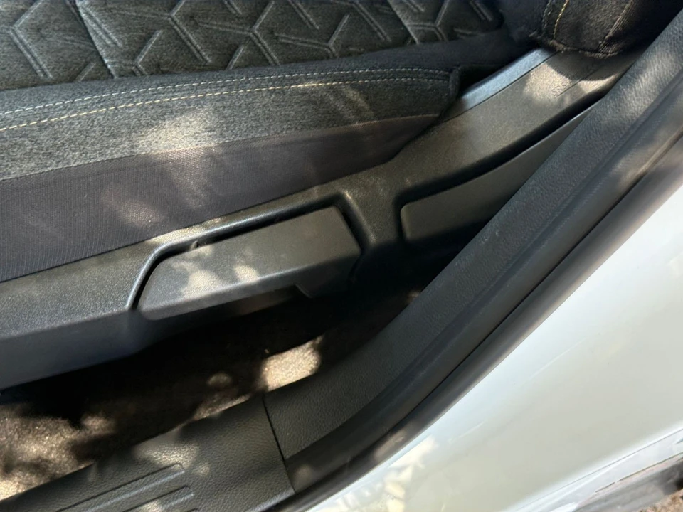 2026 Nissan Kicks - Image 23 of 31