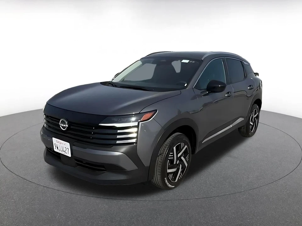 2026 Nissan Kicks - Image 7 of 31