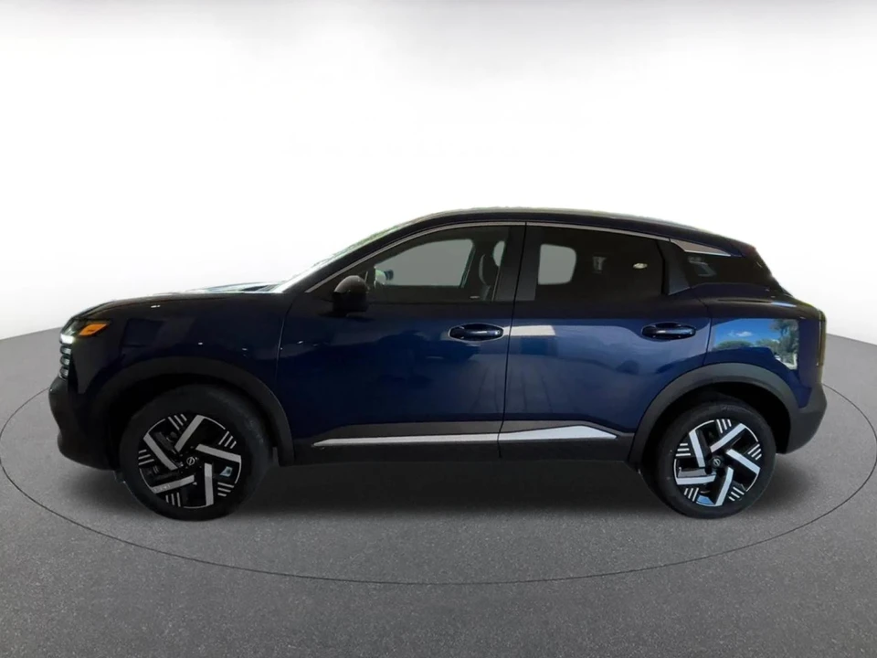 2026 Nissan Kicks - Image 11 of 31