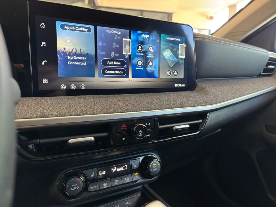 2026 Nissan Kicks - Image 19 of 31