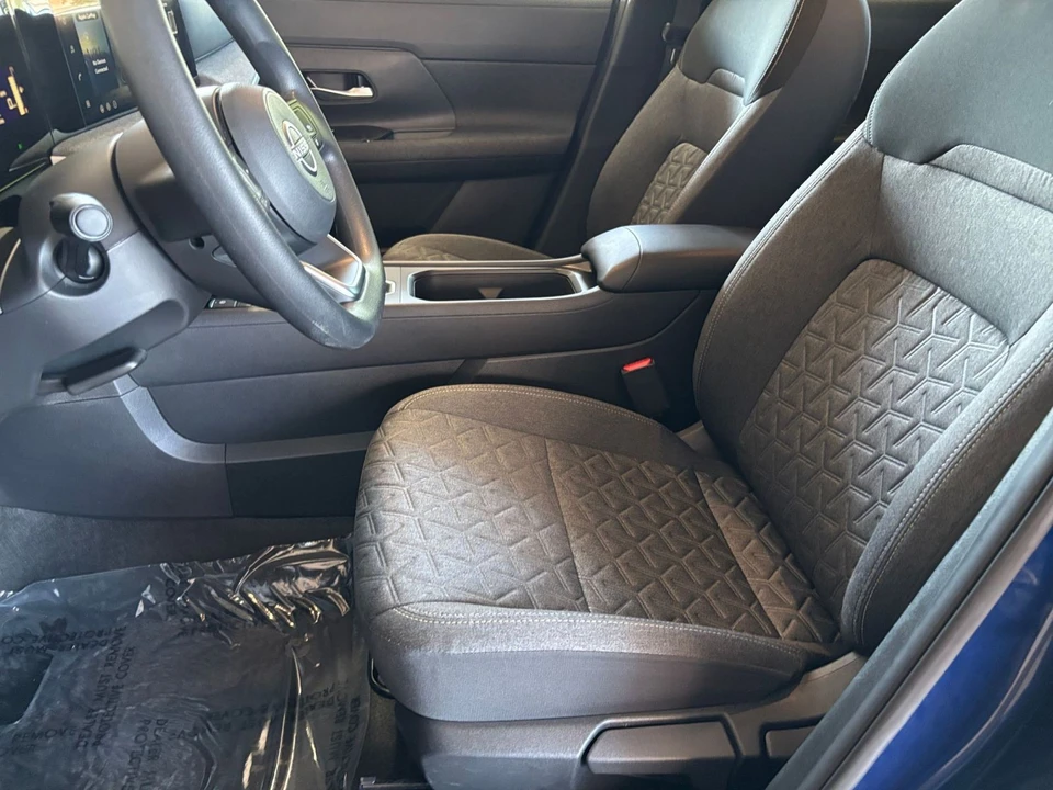 2026 Nissan Kicks - Image 27 of 31