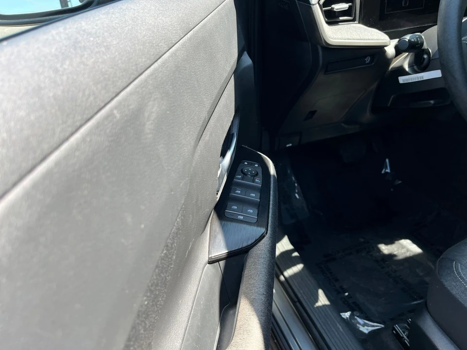2026 Nissan Kicks - Image 20 of 31