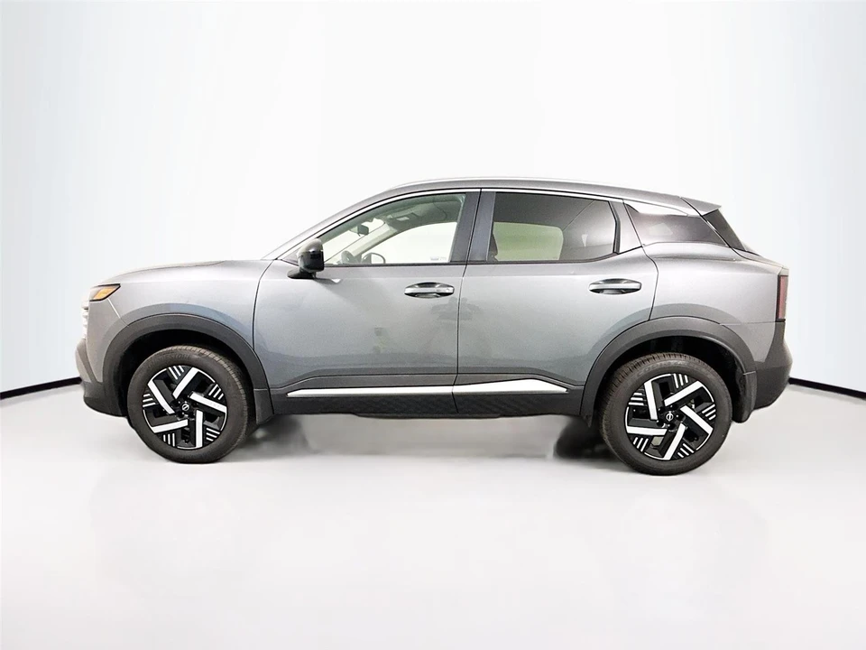 2026 Nissan Kicks - Image 24 of 31