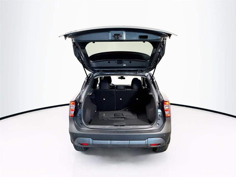 2026 Nissan Kicks - Image 16 of 31