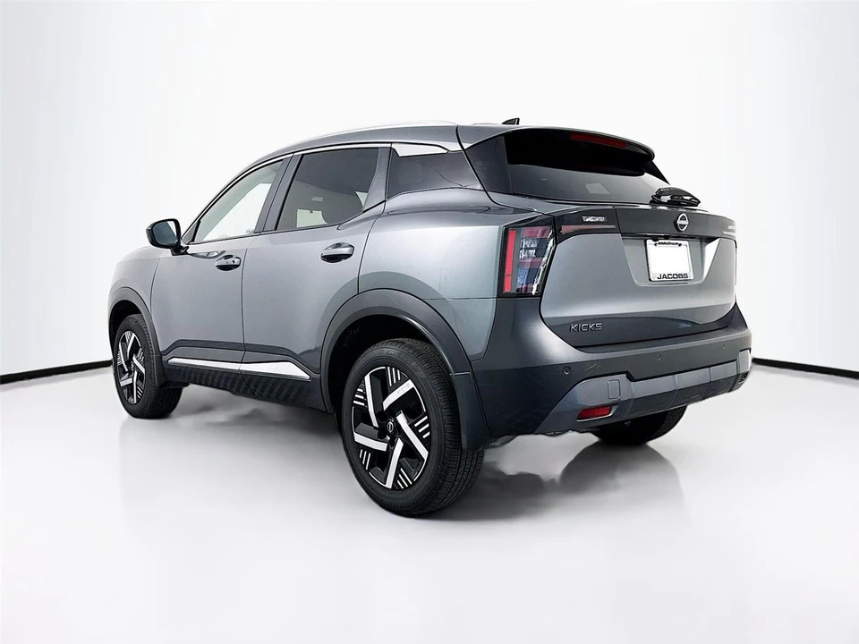 2026 Nissan Kicks - Image 25 of 31