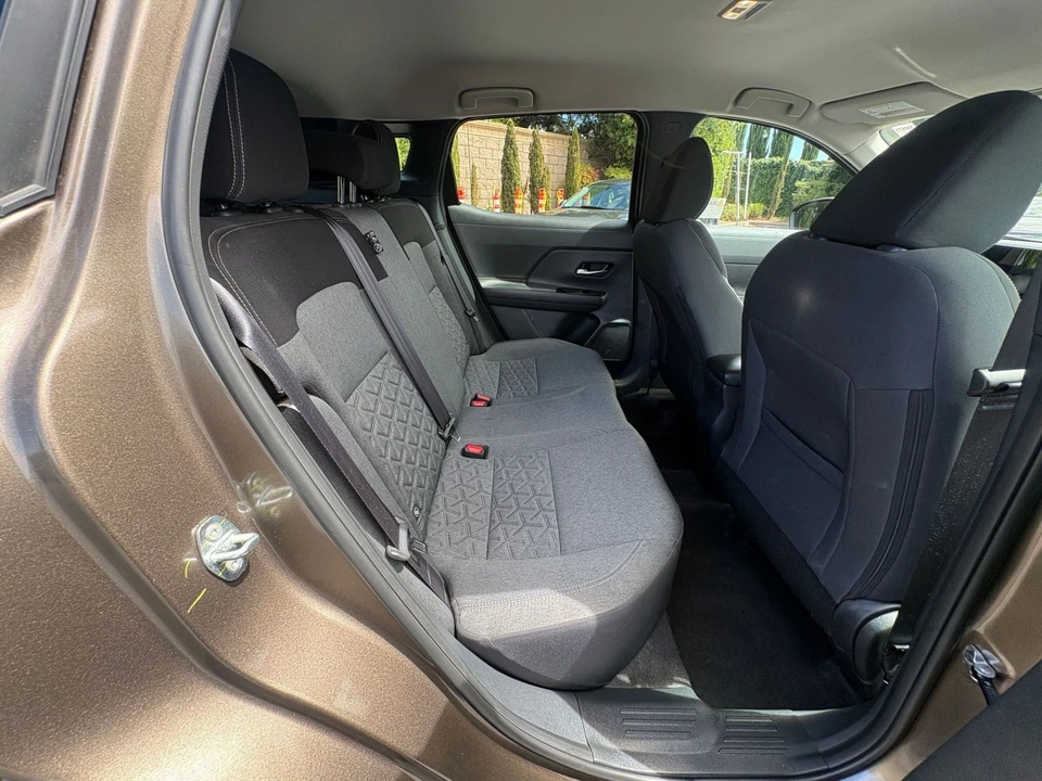 2026 Nissan Kicks - Image 26 of 31