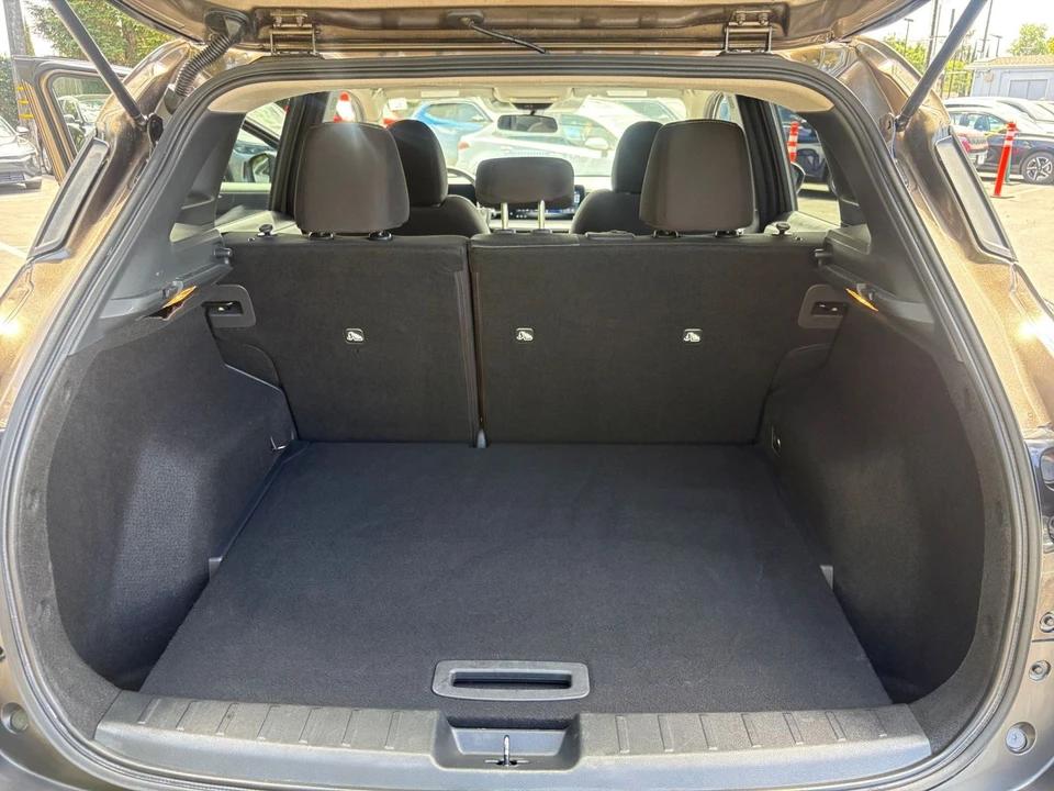 2026 Nissan Kicks - Image 31 of 31