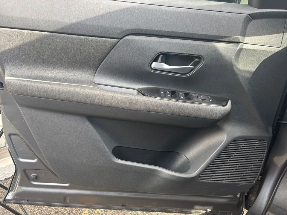 2026 Nissan Kicks - Image 20 of 31