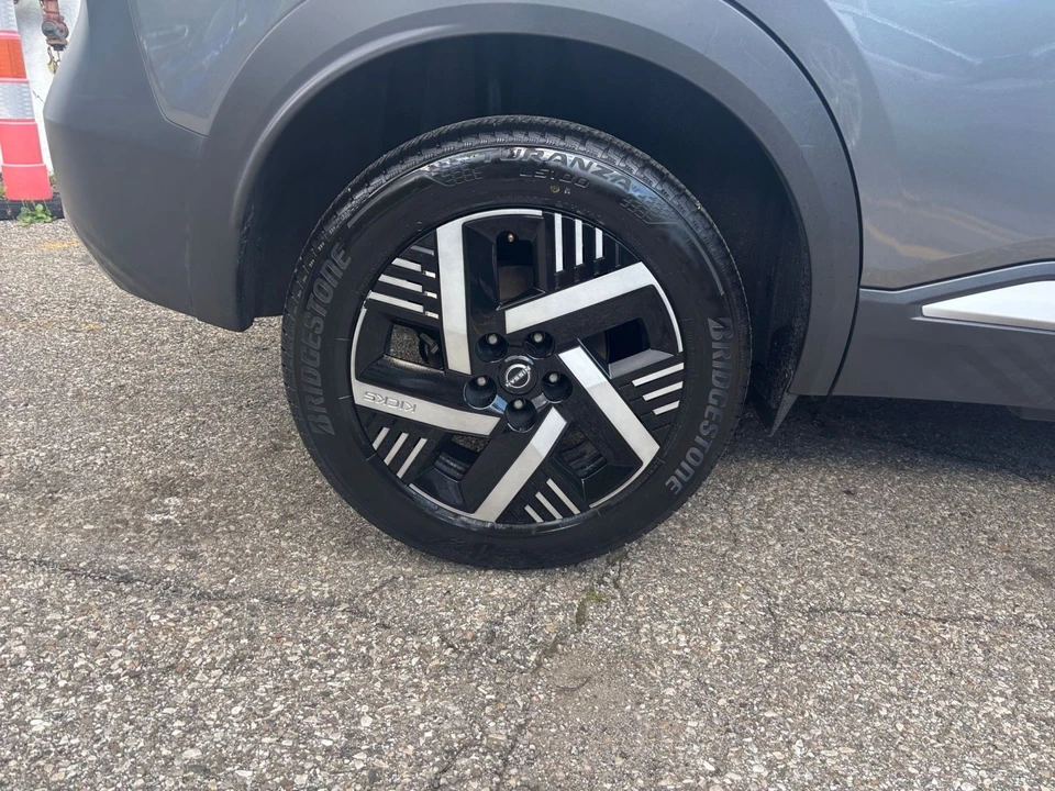 2026 Nissan Kicks - Image 30 of 31