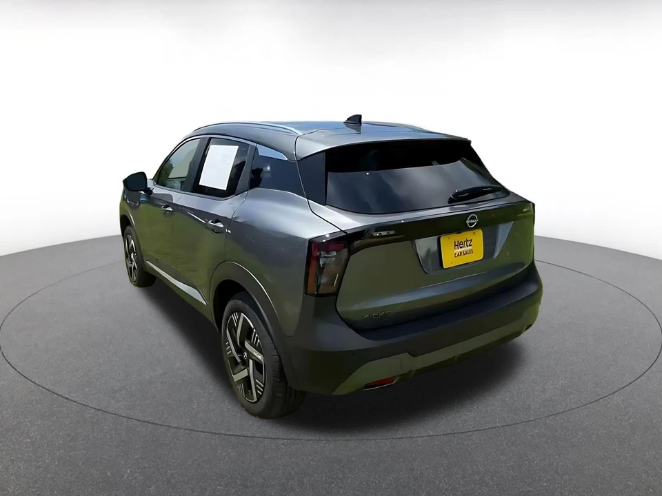 2026 Nissan Kicks - Image 12 of 31