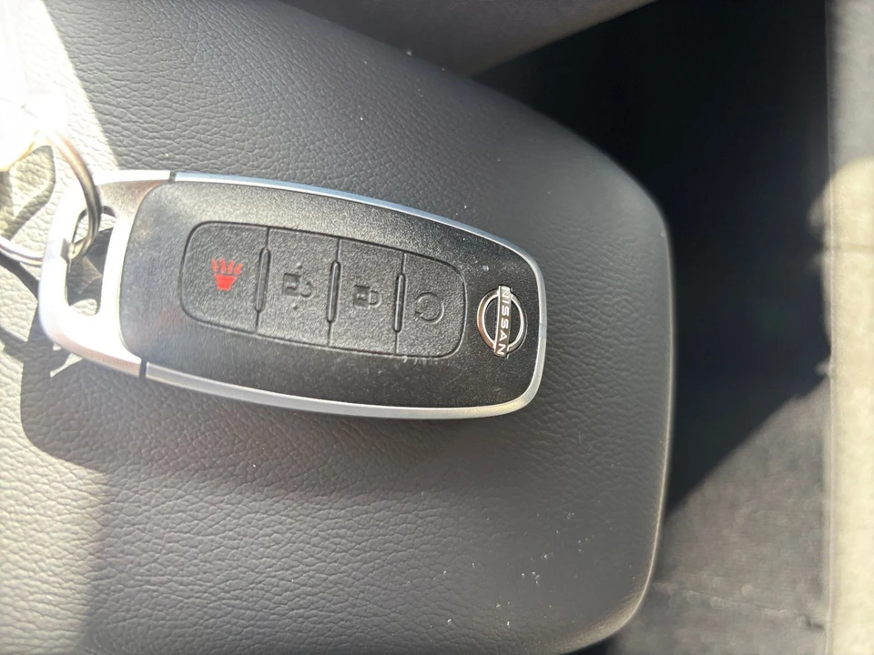 2026 Nissan Kicks - Image 25 of 31