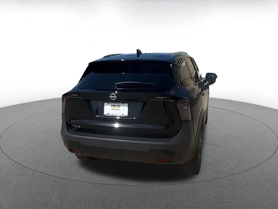 2026 Nissan Kicks - Image 14 of 31