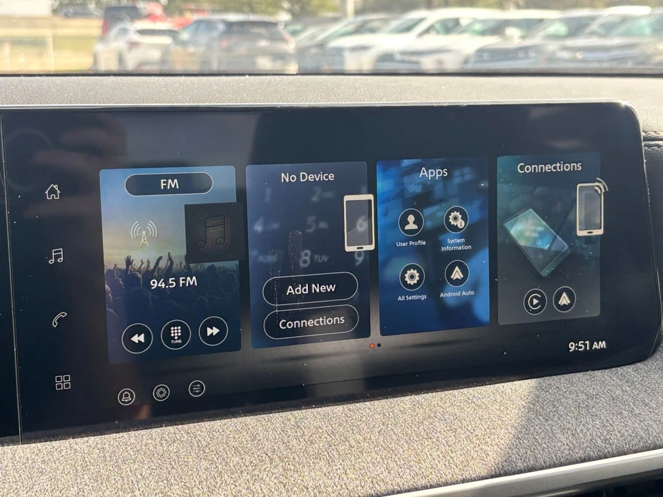 2026 Nissan Kicks - Image 22 of 31