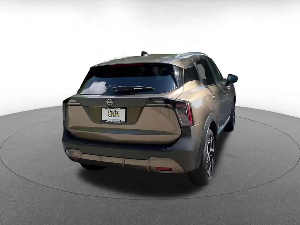 2026 Nissan Kicks - Image 15 of 31