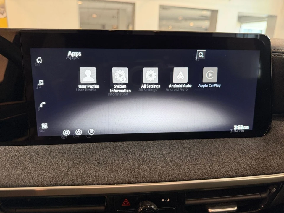 2026 Nissan Kicks - Image 22 of 31