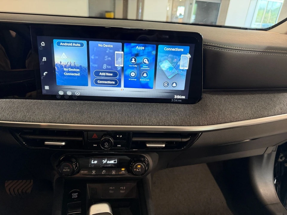 2026 Nissan Kicks - Image 19 of 31