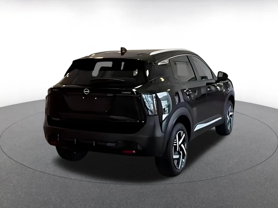 2026 Nissan Kicks - Image 18 of 31