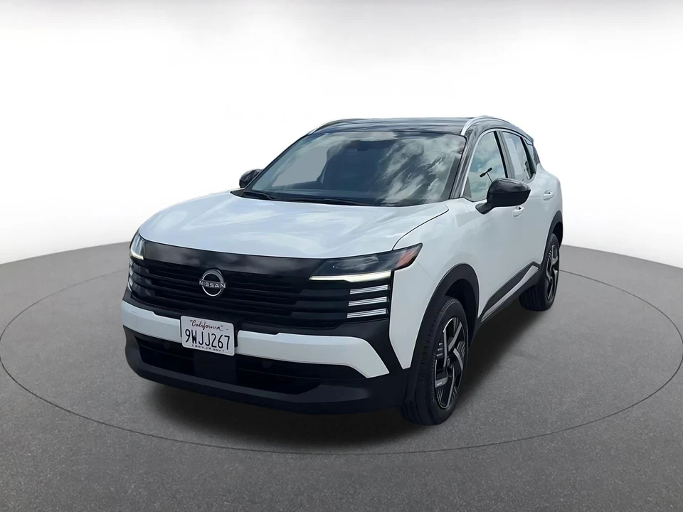 2026 Nissan Kicks - Image 7 of 31