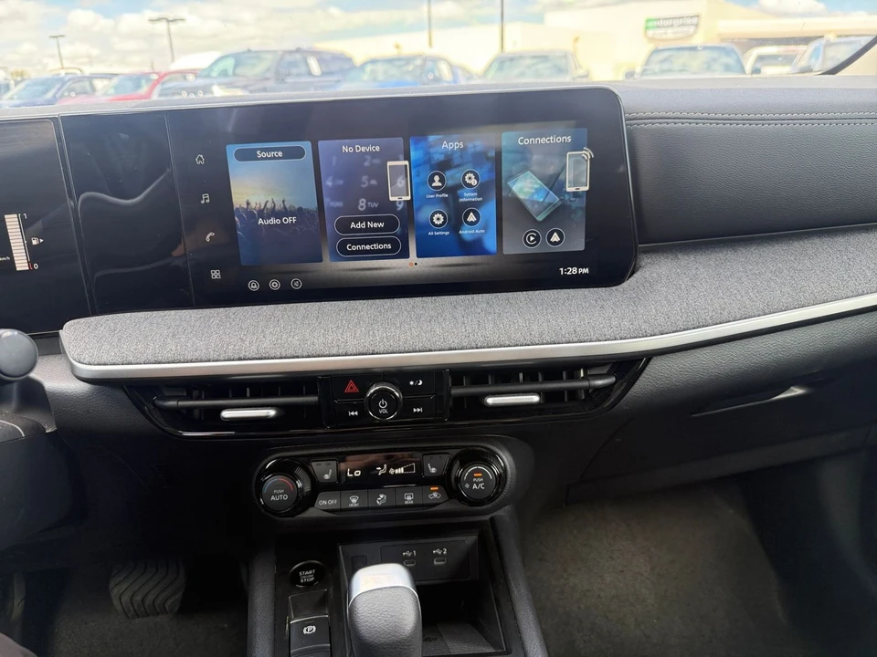 2026 Nissan Kicks - Image 18 of 31