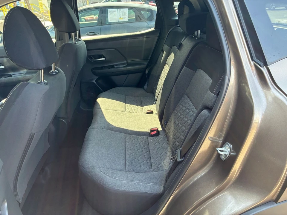 2026 Nissan Kicks - Image 26 of 31